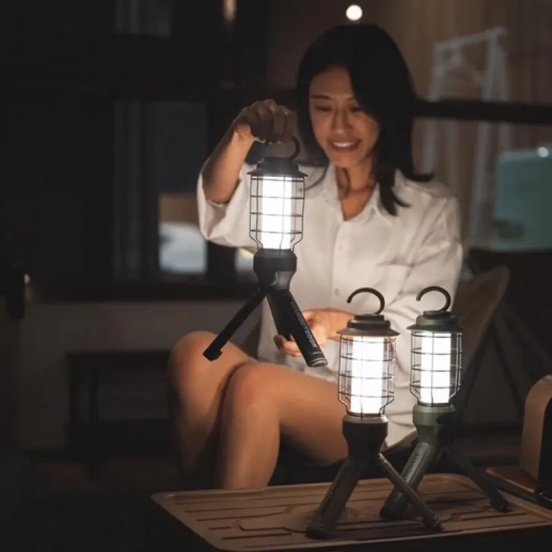 ADAMOUTDOOR|戶外LED野戰工作燈〈軍綠/沙色/黑色〉ADCL-WK01「EcoCAMP│艾科戶外」