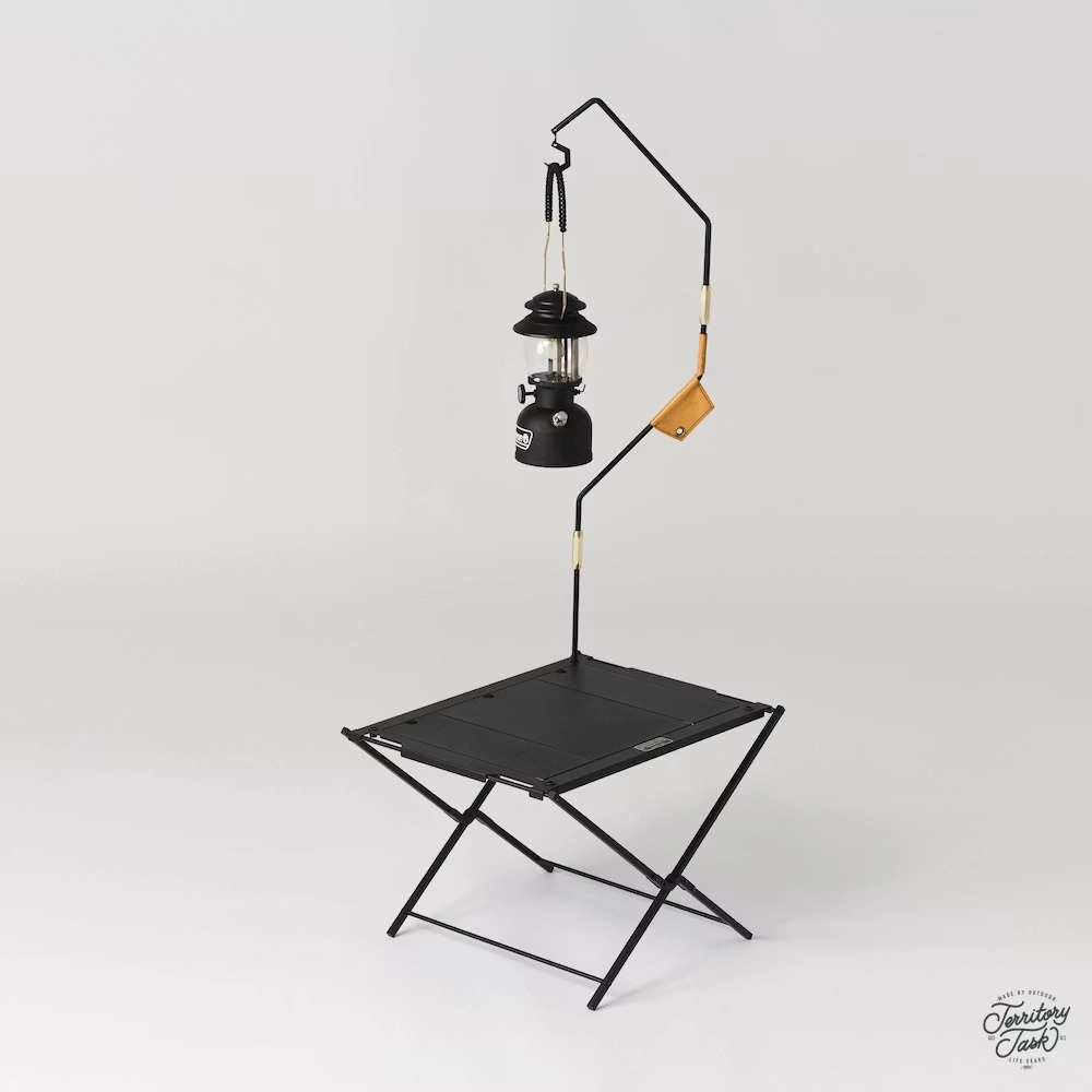 地域仕事/Territory Task 渡鴉桌燈柱 RAVEN LIGHT POLE
