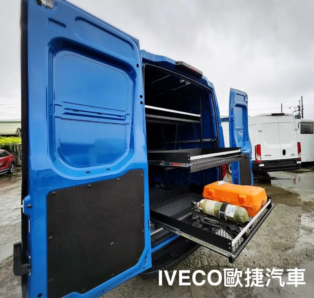 台塑企業-防爆指揮車