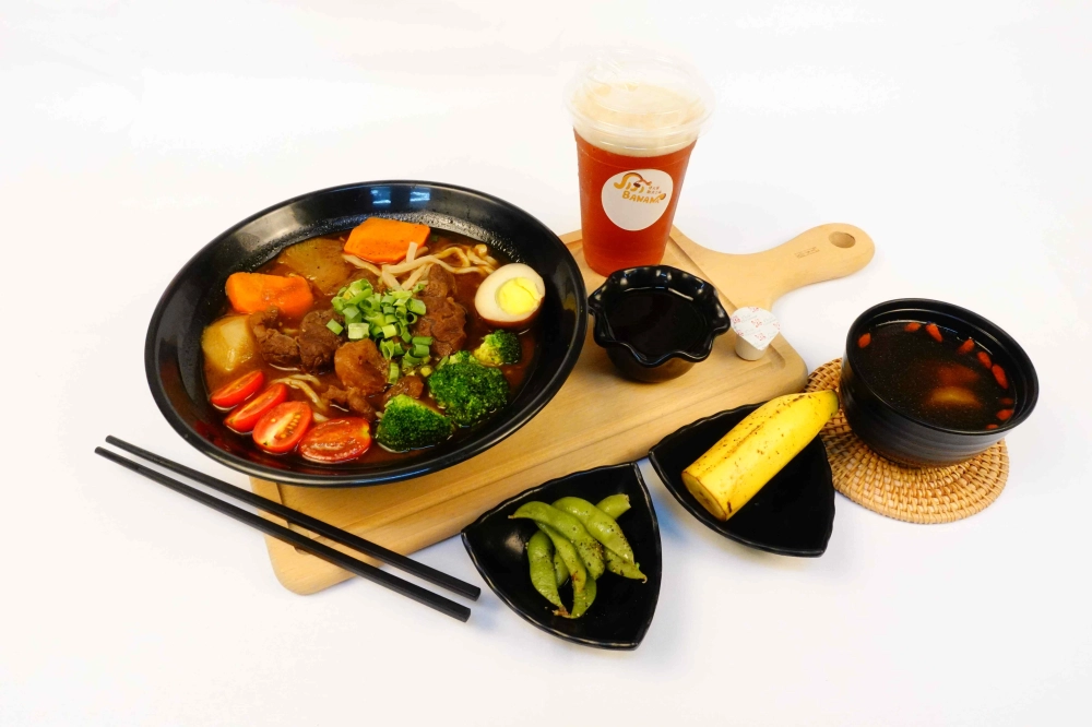紅燒牛腩青蕉麵