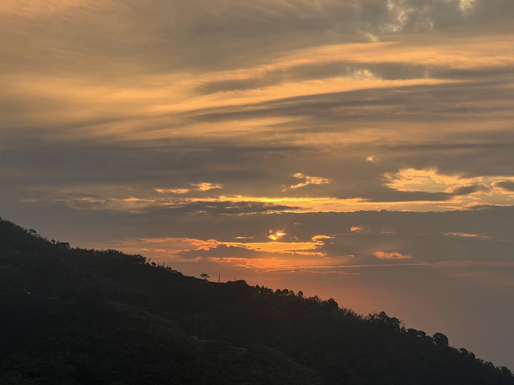 日出與夕陽